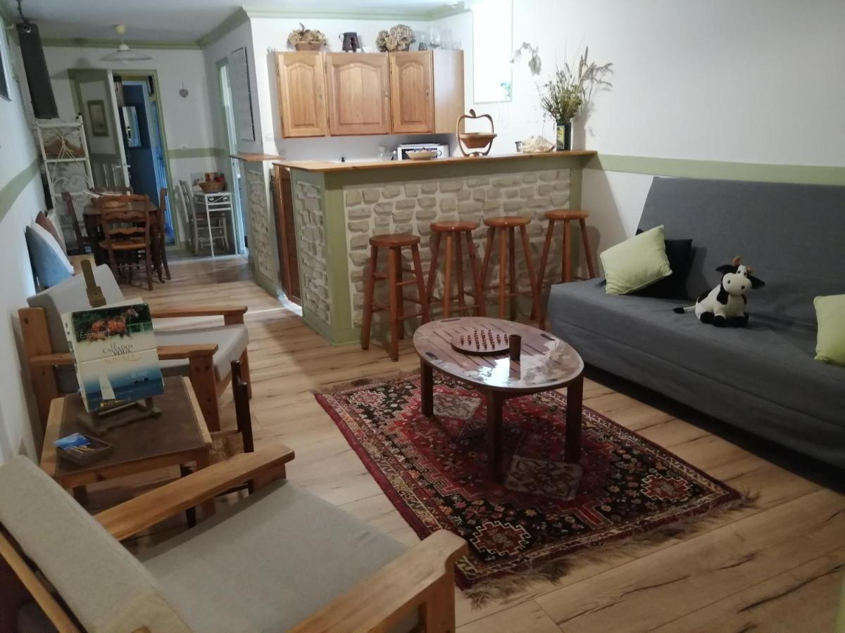 Les Grenouilles Apartment